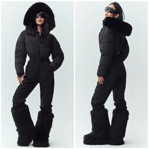 NWT ALO YOGA Polar Star Ski Suit in Black SZ S